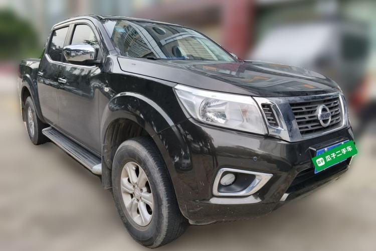Used Nissan Navara 2017 2.5L Automatic 2WD Luxury Edition QR25 Front Right 45 Deg