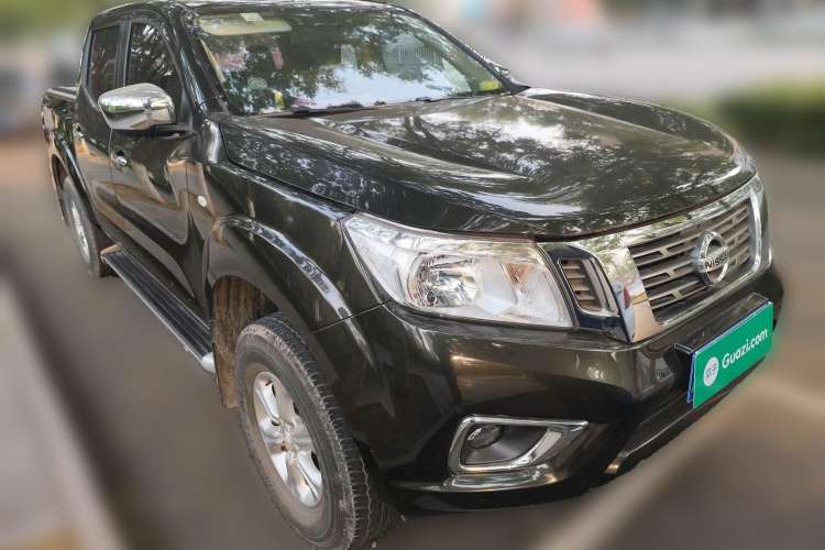 Used Nissan Navara 2017 2.5L Automatic 2WD Luxury Edition QR25 Front Right 45 Deg