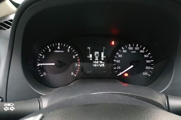 Used Nissan Navara 2017 2.5L Automatic 4x4 Luxury Edition QR25 Instrument Cluster