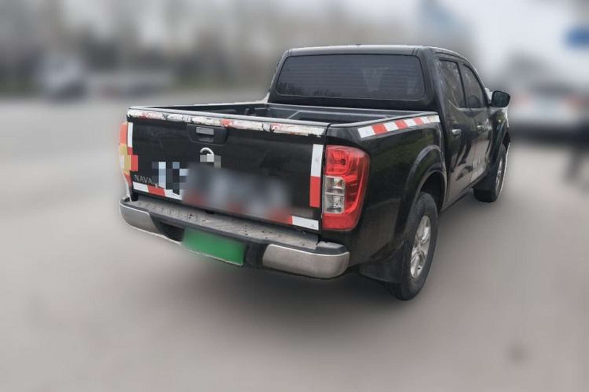 Used Nissan Navara 2017 2.5L Manual Two-Wheel Drive Luxury Edition QR25 Rear Right 45 Deg