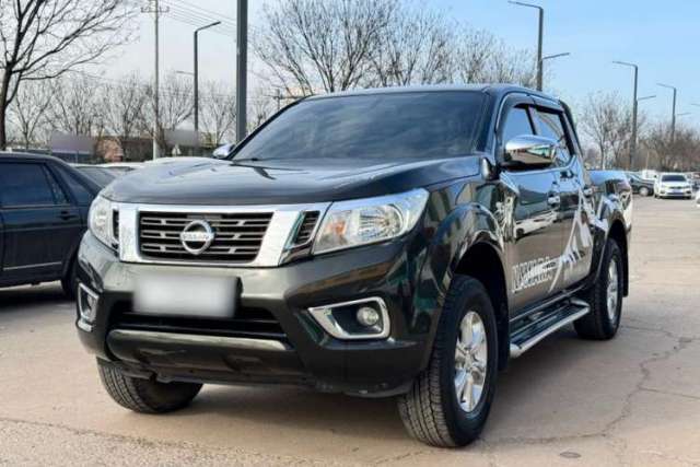 Used Nissan Navara 2017 2.5L Automatic 2WD Luxury Edition QR25