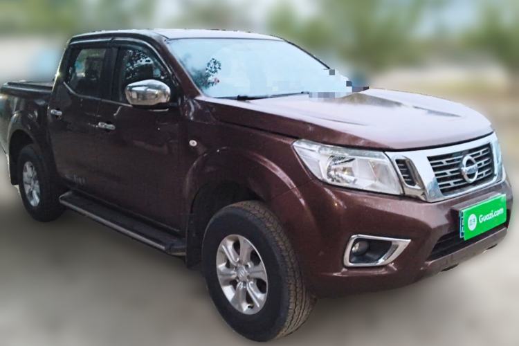 Used Nissan Navara 2017 2.5L Automatic 2WD Luxury Edition QR25 Front Right 45 Deg