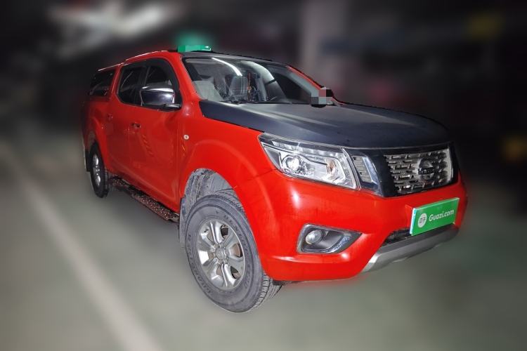 Used Nissan Navara 2017 2.5L Automatic 4x4 Luxury Edition QR25 Front Right 45 Deg