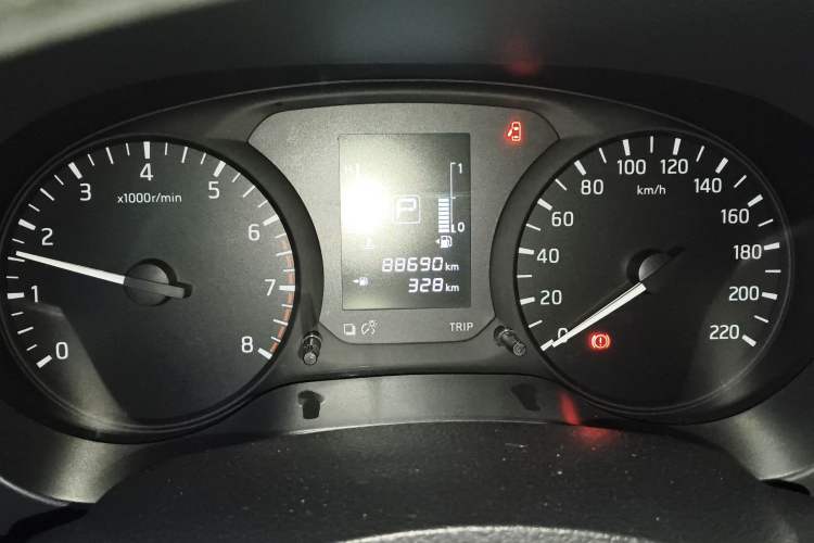 Used Nissan Navara 2017 2.5L Automatic 2WD Luxury Edition QR25 Instrument Cluster