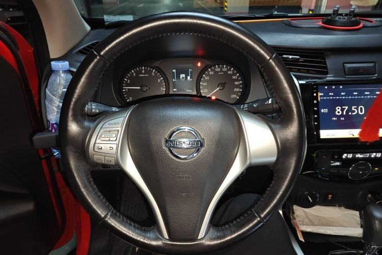 Used Nissan Navara 2017 2.5L Automatic 4x4 Luxury Edition QR25 Steering Wheel