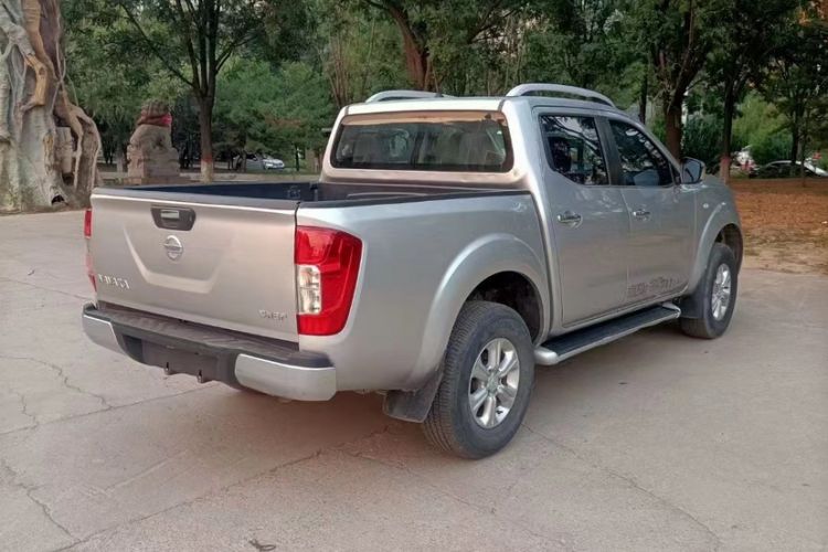 Used Nissan Navara 2017 2.5L Automatic 4x4 Luxury Edition QR25 Exterior 1