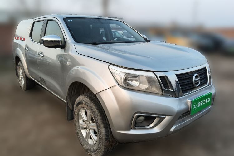 Used Nissan Navara 2017 2.5L Automatic 2WD Luxury Edition QR25 Front Right 45 Deg