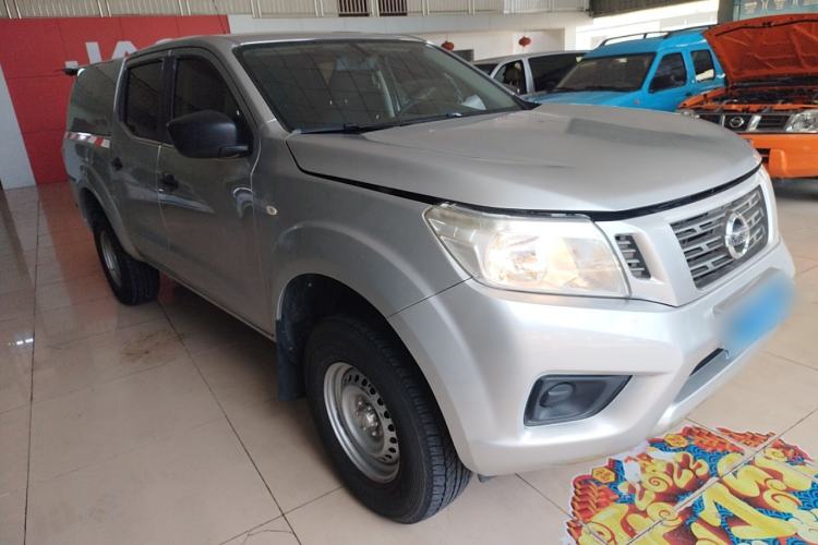 Used Nissan Navara 2017 2.5L Manual 4x4 Standard Edition QR25 Front Right 45 Deg