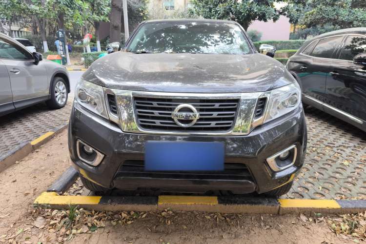 Used Nissan Navara 2017 2.5L Automatic 4x4 Luxury Edition QR25 Front
