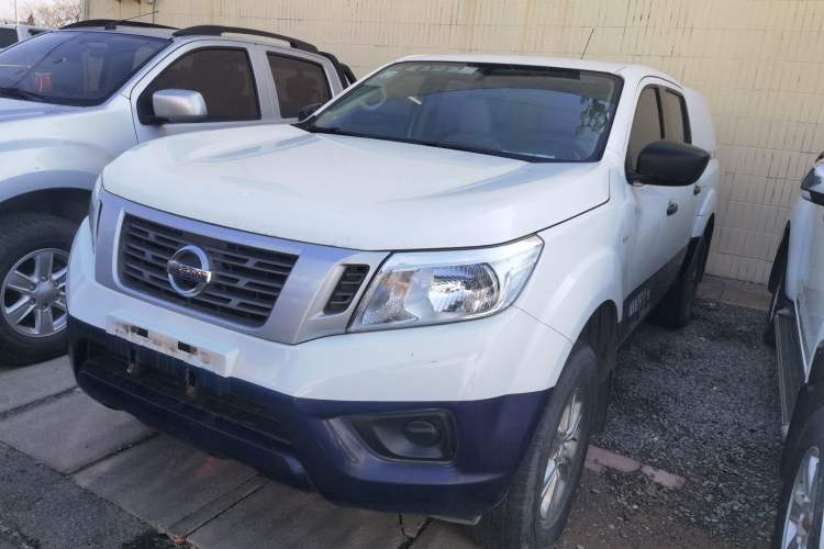 Used Nissan Navara 2017 2.5L Automatic 2WD Luxury Edition QR25 Guazi used car, China used car export, Used car for sale, Used cars, Cheapest cars for sale
