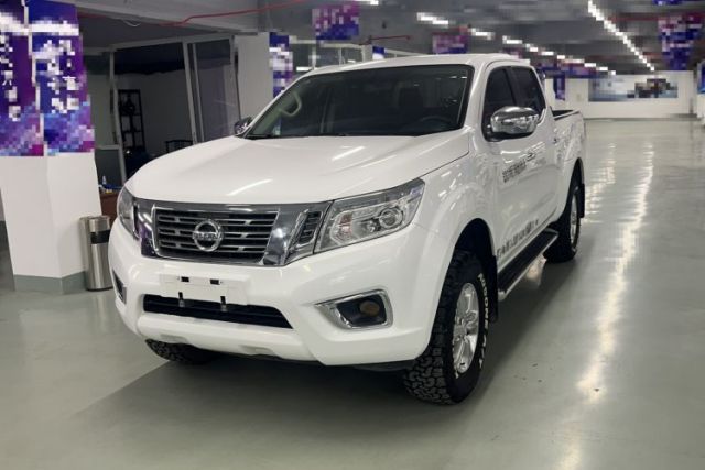 Used Nissan Navara 2017 2.5L Automatic 4x4 Luxury Edition QR25