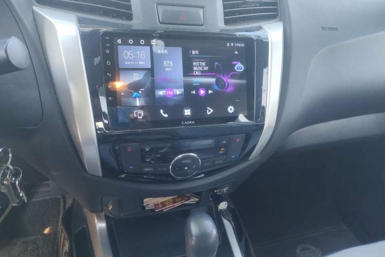 Used Nissan Navara 2017 2.5L Automatic 2WD Luxury Edition QR25 Audio And AC Panel