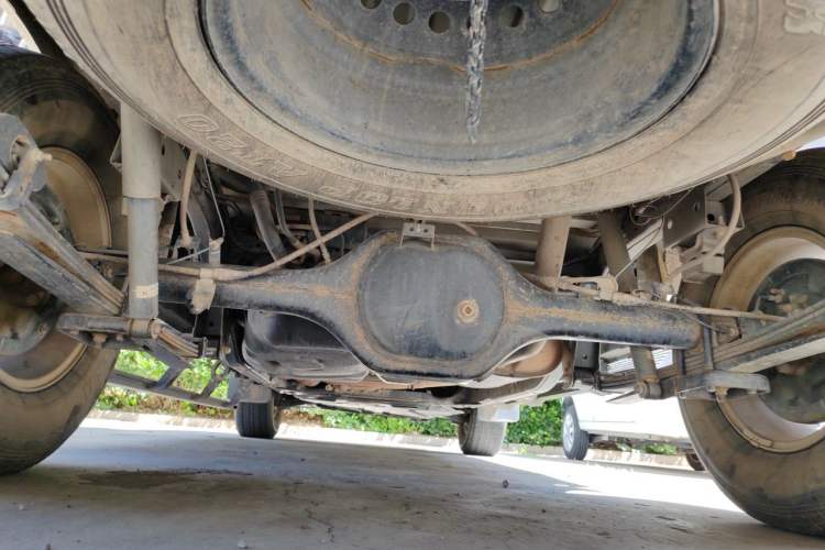 Used Nissan Navara 2017 2.5L Automatic 4x4 Luxury Edition QR25 Chassis Rear