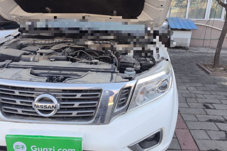 Used Nissan Navara 2017 2.5L Automatic 4x4 Luxury Edition QR25 Engine Bay Left
