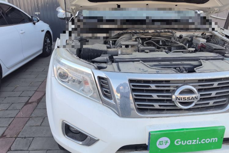 Used Nissan Navara 2017 2.5L Automatic 4x4 Luxury Edition QR25 Engine Bay Right