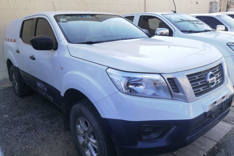 Used Nissan Navara 2017 2.5L Automatic 2WD Luxury Edition QR25 Exterior 1