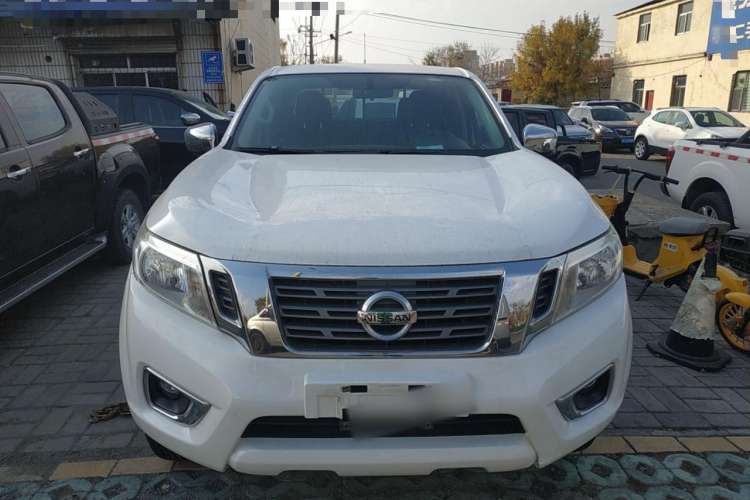 Used Nissan Navara 2017 2.5L Automatic 2WD Luxury Edition QR25 Exterior 1
