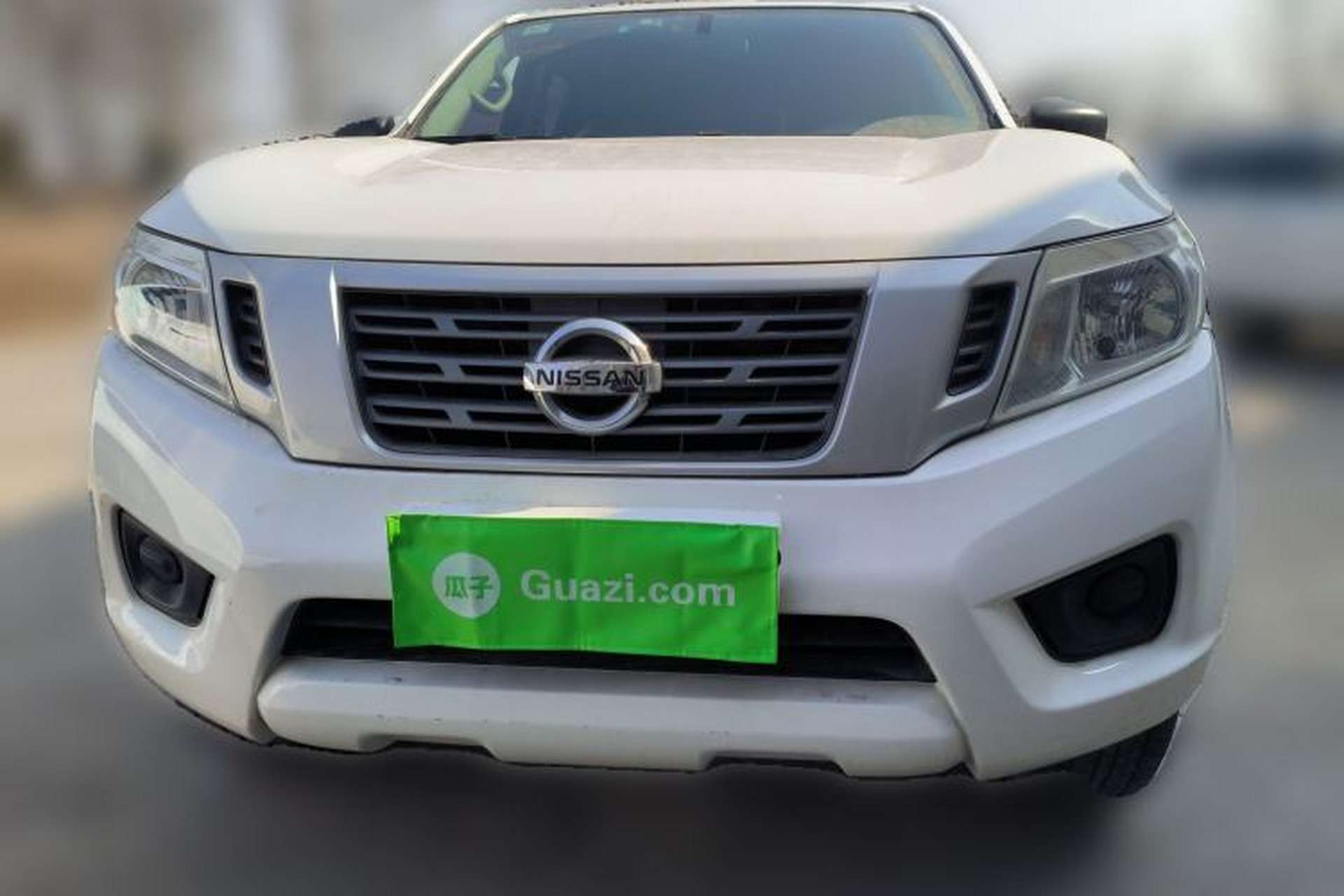 Used Nissan Navara 2017 2.5L Manual Two-Wheel Drive Standard Edition QR25 Exterior 1