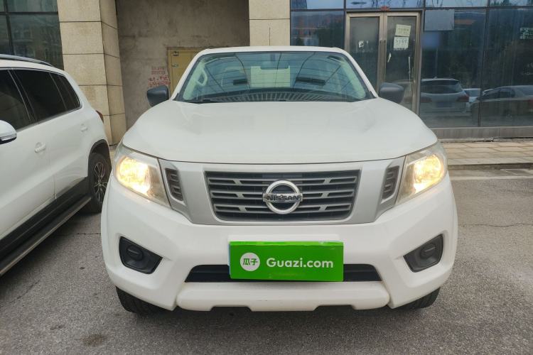 Used Nissan Navara 2017 2.5L Manual Two-Wheel Drive Standard Edition QR25 Exterior 1