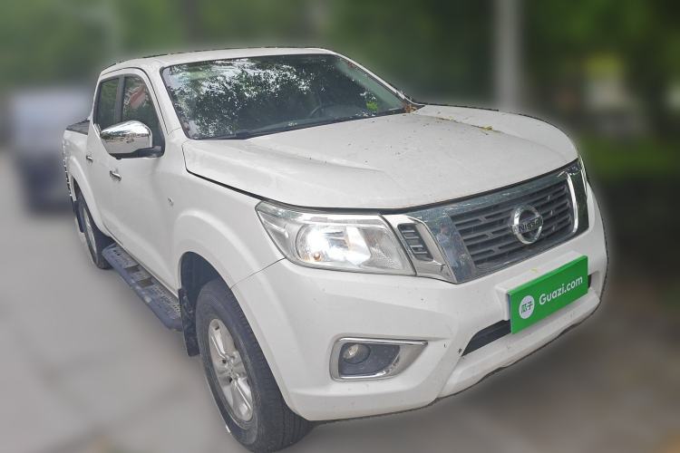 Used Nissan Navara 2017 2.5L Automatic 2WD Luxury Edition QR25 Exterior 2
