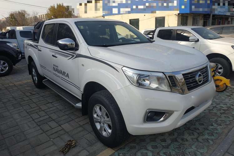 Used Nissan Navara 2017 2.5L Automatic 2WD Luxury Edition QR25 Exterior 2