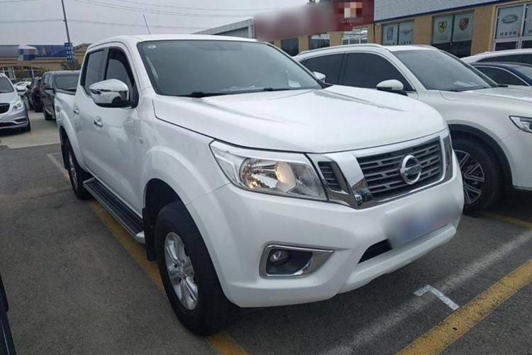 Used Nissan Navara 2017 2.5L Automatic 2WD Luxury Edition QR25 Exterior 2