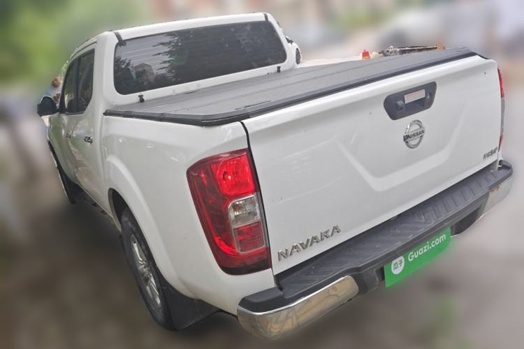 Used Nissan Navara 2017 2.5L Automatic 2WD Luxury Edition QR25 Exterior 3