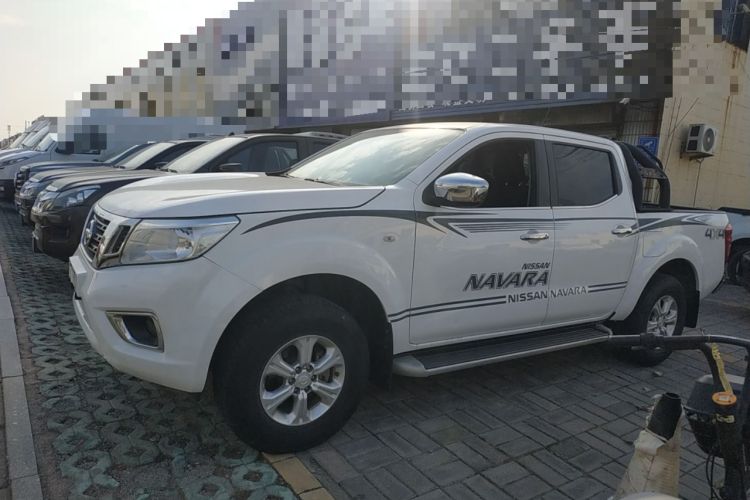 Used Nissan Navara 2017 2.5L Automatic 2WD Luxury Edition QR25 Exterior 3