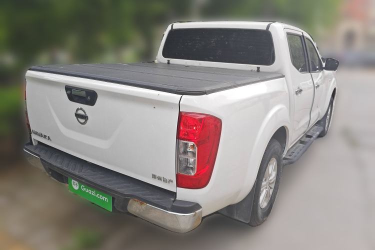 Used Nissan Navara 2017 2.5L Automatic 2WD Luxury Edition QR25 Exterior 5