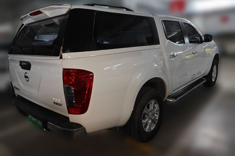 Used Nissan Navara 2017 2.5L Automatic 2WD Luxury Edition QR25 Exterior 5