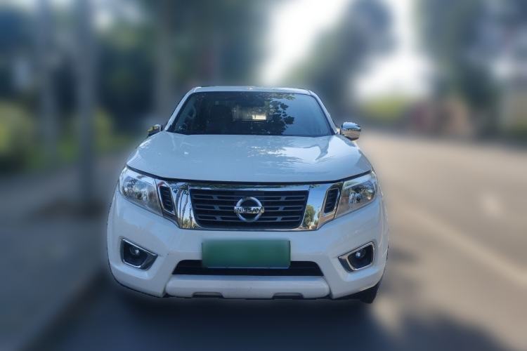 Used Nissan Navara 2017 2.5L Automatic 2WD Luxury Edition QR25 Front