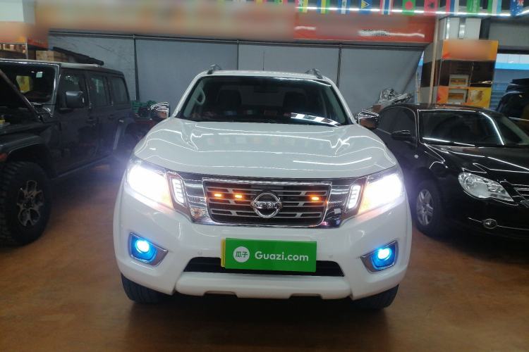 Used Nissan Navara 2017 2.5L Automatic 2WD Luxury Edition QR25 Front