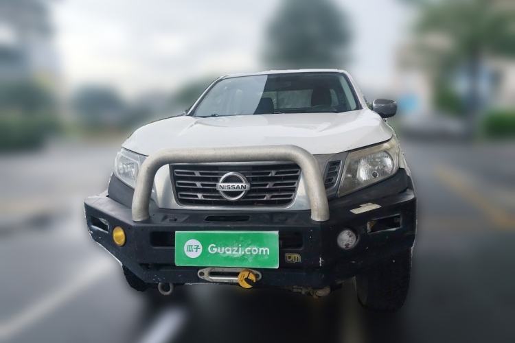 Used Nissan Navara 2017 2.5L Manual 4x4 Luxury Edition QR25 Front