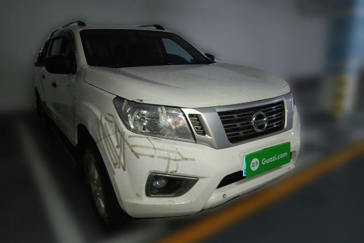 Used Nissan Navara 2017 2.5L Manual Two-Wheel Drive Standard Edition QR25 Front Right 45 Deg