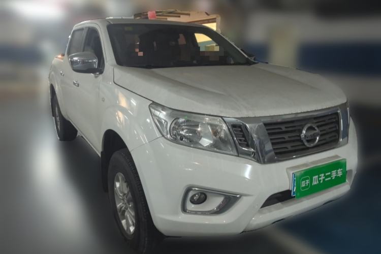 Used Nissan Navara 2017 2.5L Automatic 2WD Luxury Edition QR25 Front Right 45 Deg
