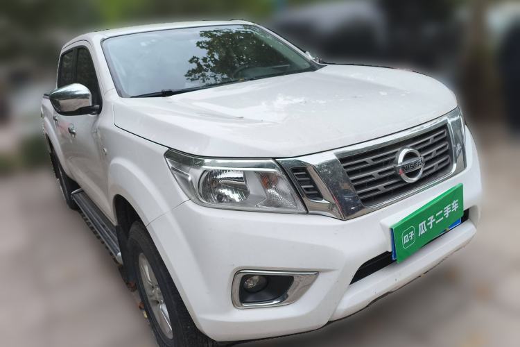 Used Nissan Navara 2017 2.5L Automatic 2WD Luxury Edition QR25 Front Right 45 Deg