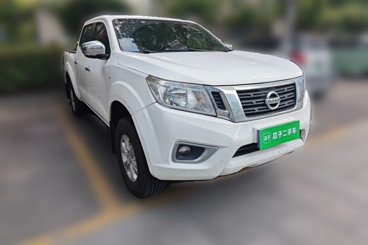 Used Nissan Navara 2017 2.5L Automatic 2WD Luxury Edition QR25 Front Right 45 Deg