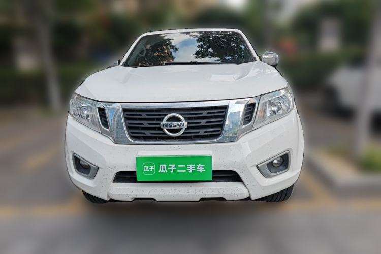 Used Nissan Navara 2017 2.5L Automatic 2WD Luxury Edition QR25 Front