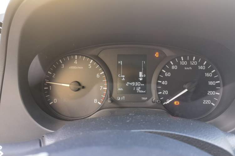 Used Nissan Navara 2017 2.5L Automatic 2WD Luxury Edition QR25 Instrument Cluster