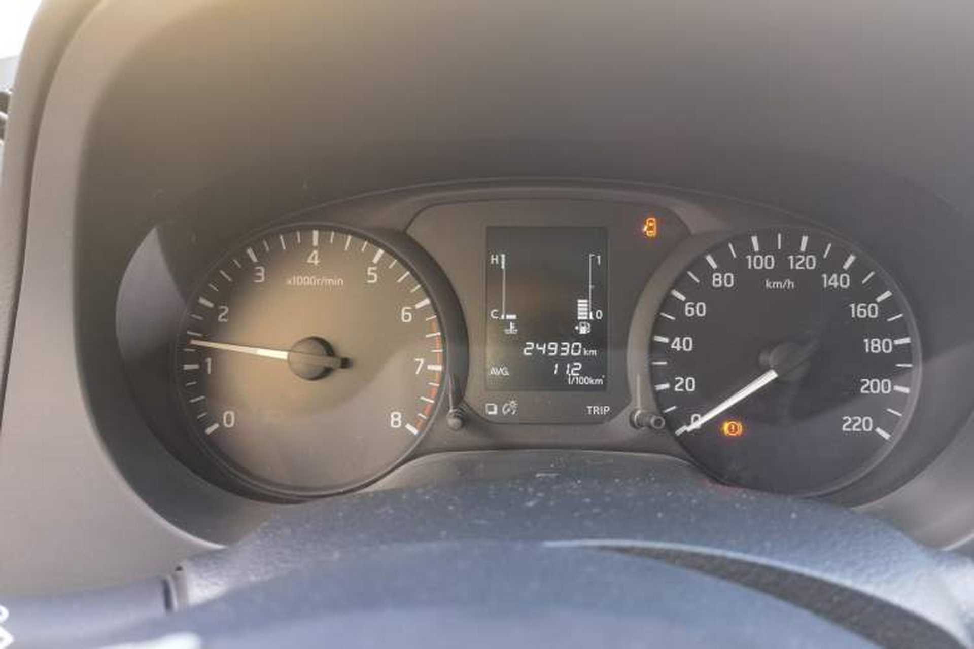 Used Nissan Navara 2017 2.5L Automatic 2WD Luxury Edition QR25 Instrument Cluster