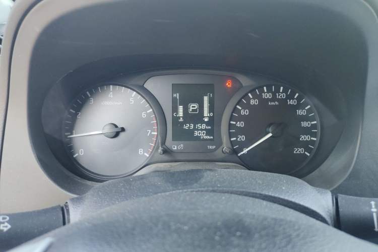 Used Nissan Navara 2017 2.5L Automatic 2WD Luxury Edition QR25 Instrument Cluster
