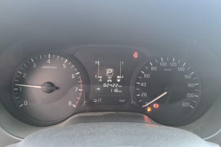 Used Nissan Navara 2017 2.5L Automatic 4x4 Luxury Edition QR25 Instrument Cluster