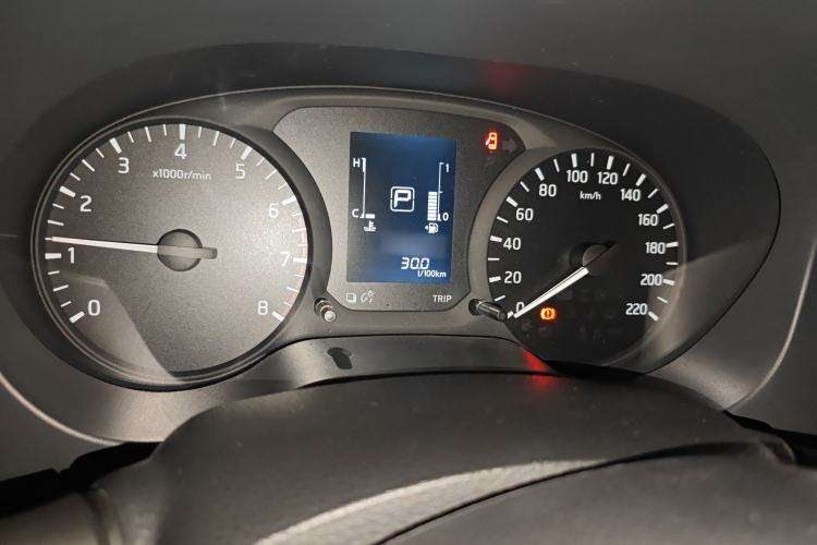 Used Nissan Navara 2017 2.5L Automatic 2WD Luxury Edition QR25 Instrument Cluster