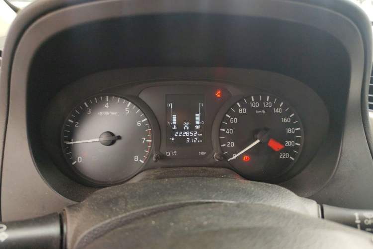 Used Nissan Navara 2017 2.5L Manual 4x4 Luxury Edition QR25 Instrument Cluster