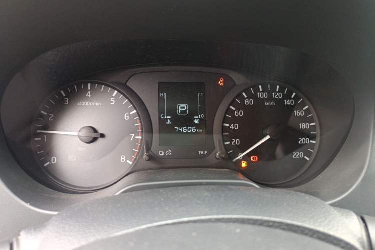 Used Nissan Navara 2017 2.5L Automatic 2WD Luxury Edition QR25 Instrument Cluster