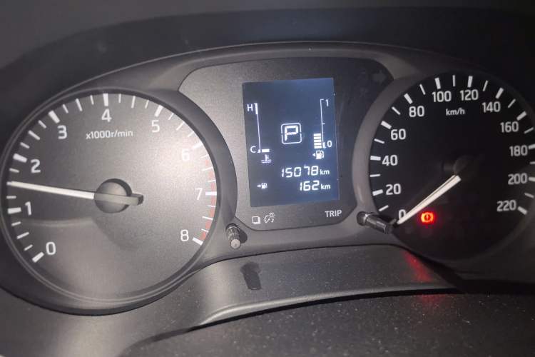 Used Nissan Navara 2017 2.5L Automatic 2WD Luxury Edition QR25 Instrument Cluster