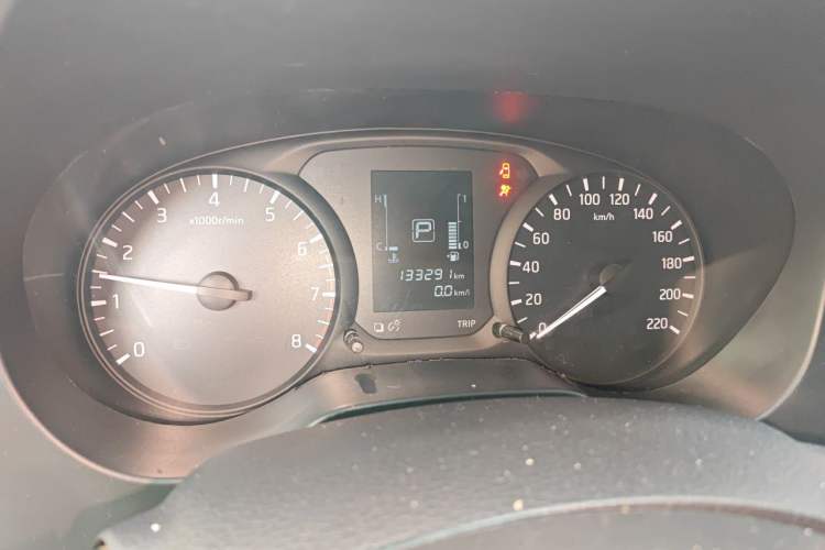 Used Nissan Navara 2017 2.5L Automatic 2WD Luxury Edition QR25 Instrument Cluster