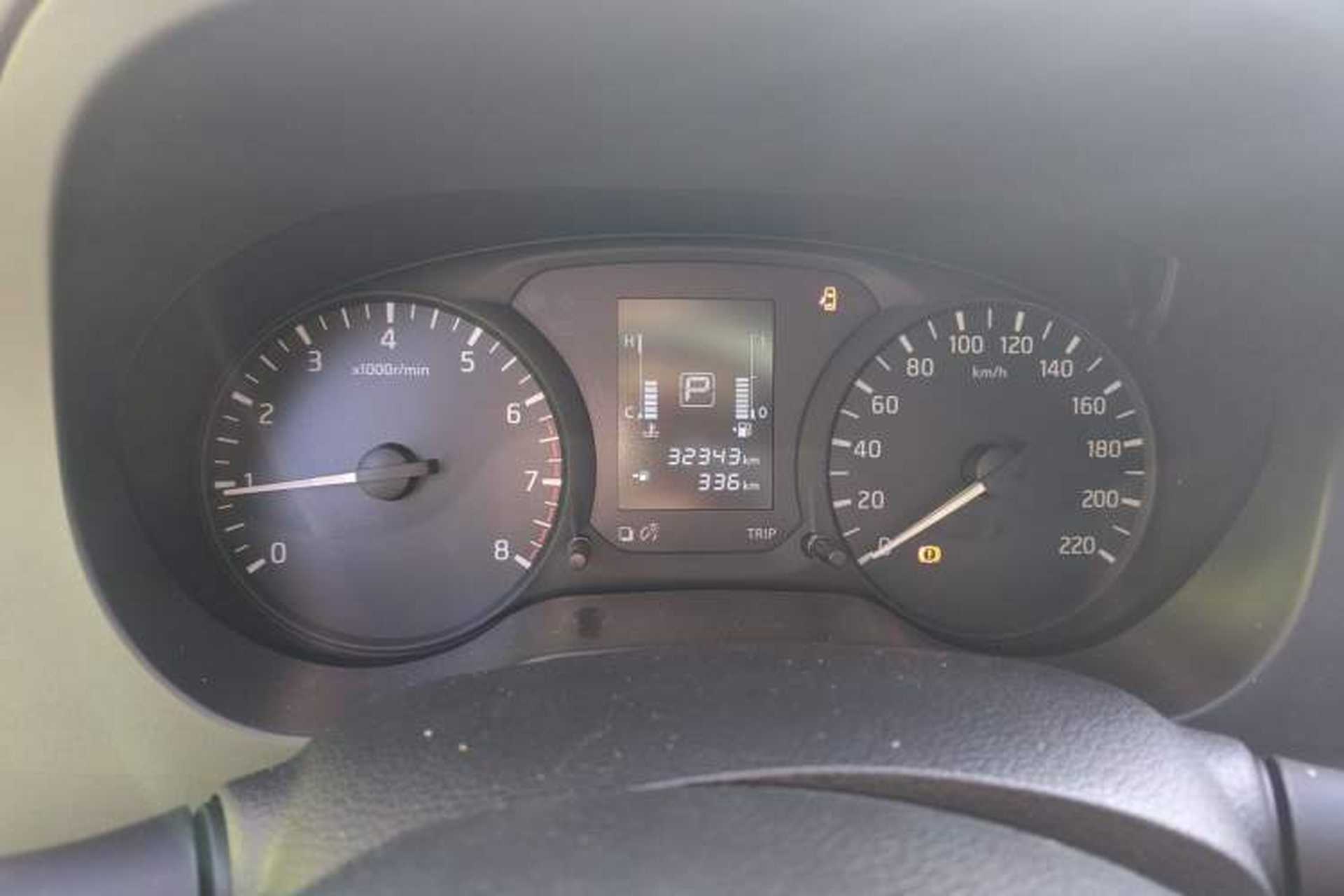 Used Nissan Navara 2017 2.5L Automatic 2WD Luxury Edition QR25 Instrument Cluster