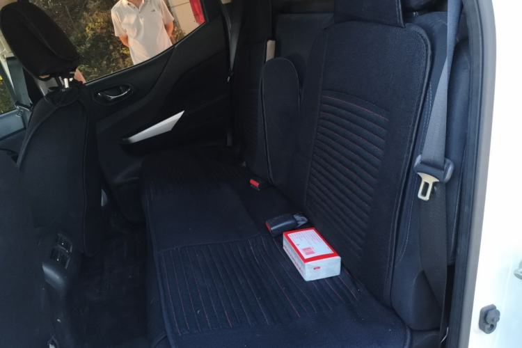 Used Nissan Navara 2017 2.5L Automatic 2WD Luxury Edition QR25 Left Rear Seat