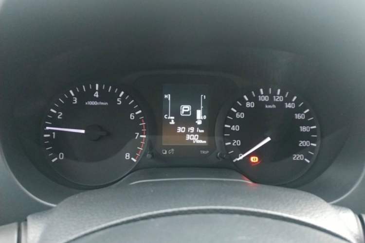 Used Nissan Navara 2017 2.5L Automatic 2WD Luxury Edition QR25 Odometer Close Up